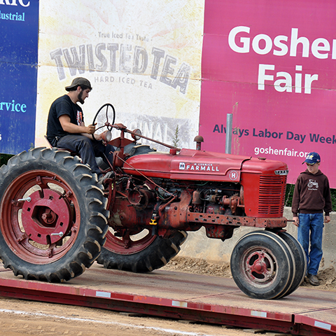 tractor pull web